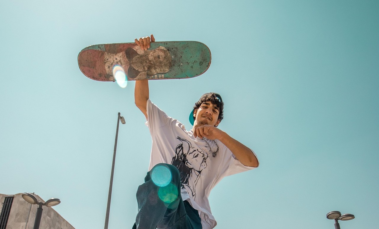 Imagen principal del artículo: El aura de la adolescencia ante la adversidad
