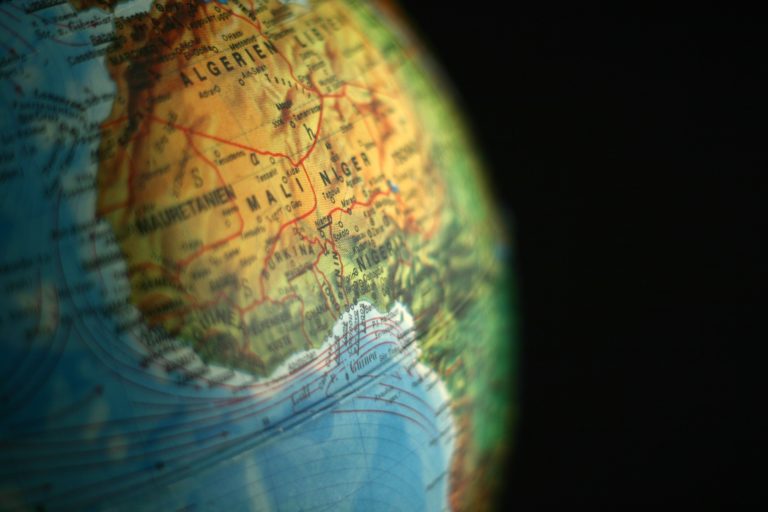 Níger acusa a Francia: lo que la historia, los intereses y el derecho internacional permiten afirmar