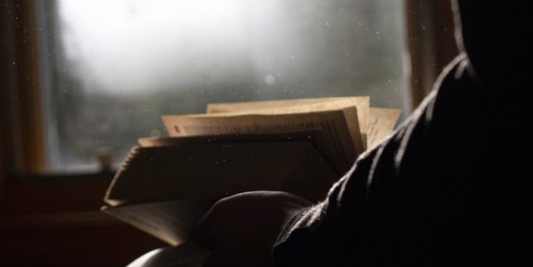 Leer entre líneas