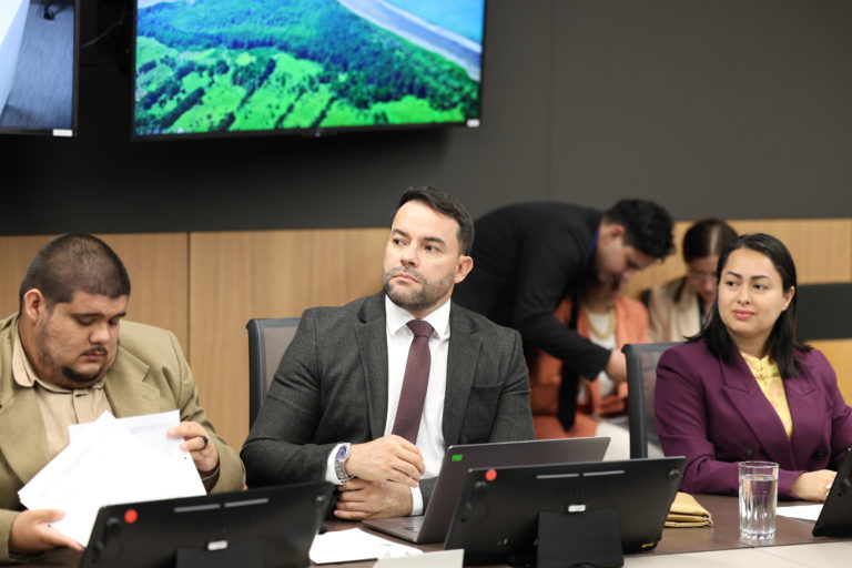 Diputado del PPSO propone ley para sancionar violencia y acoso laboral en sectores público y privado