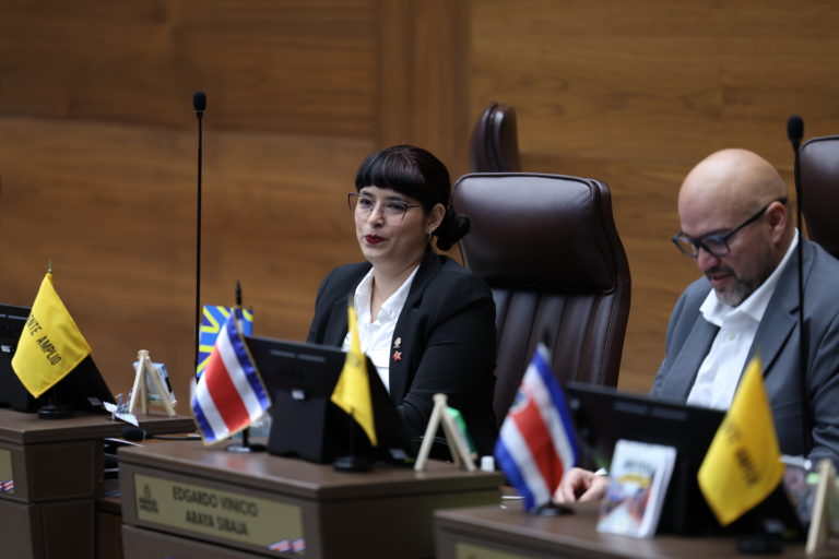 Diputada del FA propone declarar el 16 de marzo Día Nacional de la Persona Trabajadora de la Seguridad Social