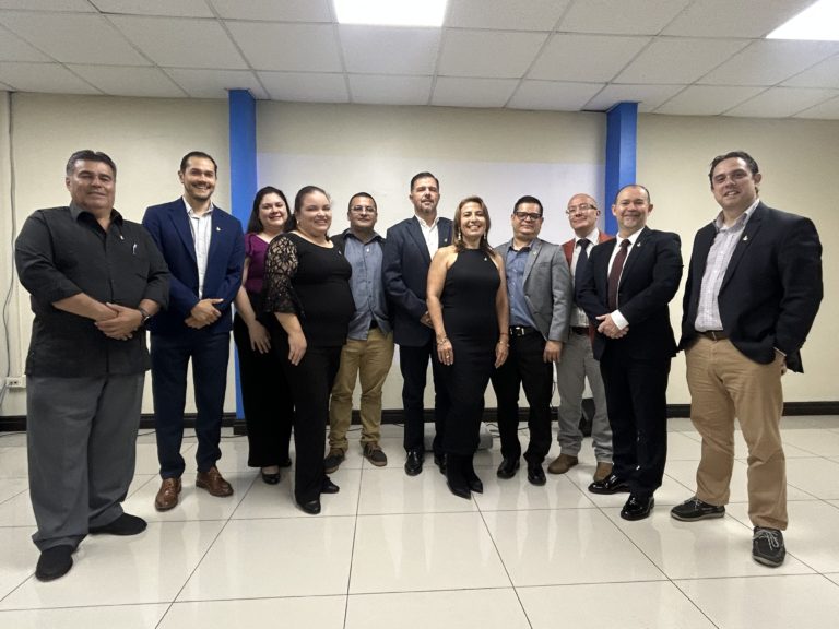 Costa Rica cuenta con sus primeros 11 médicos examinadores de personal marítimo