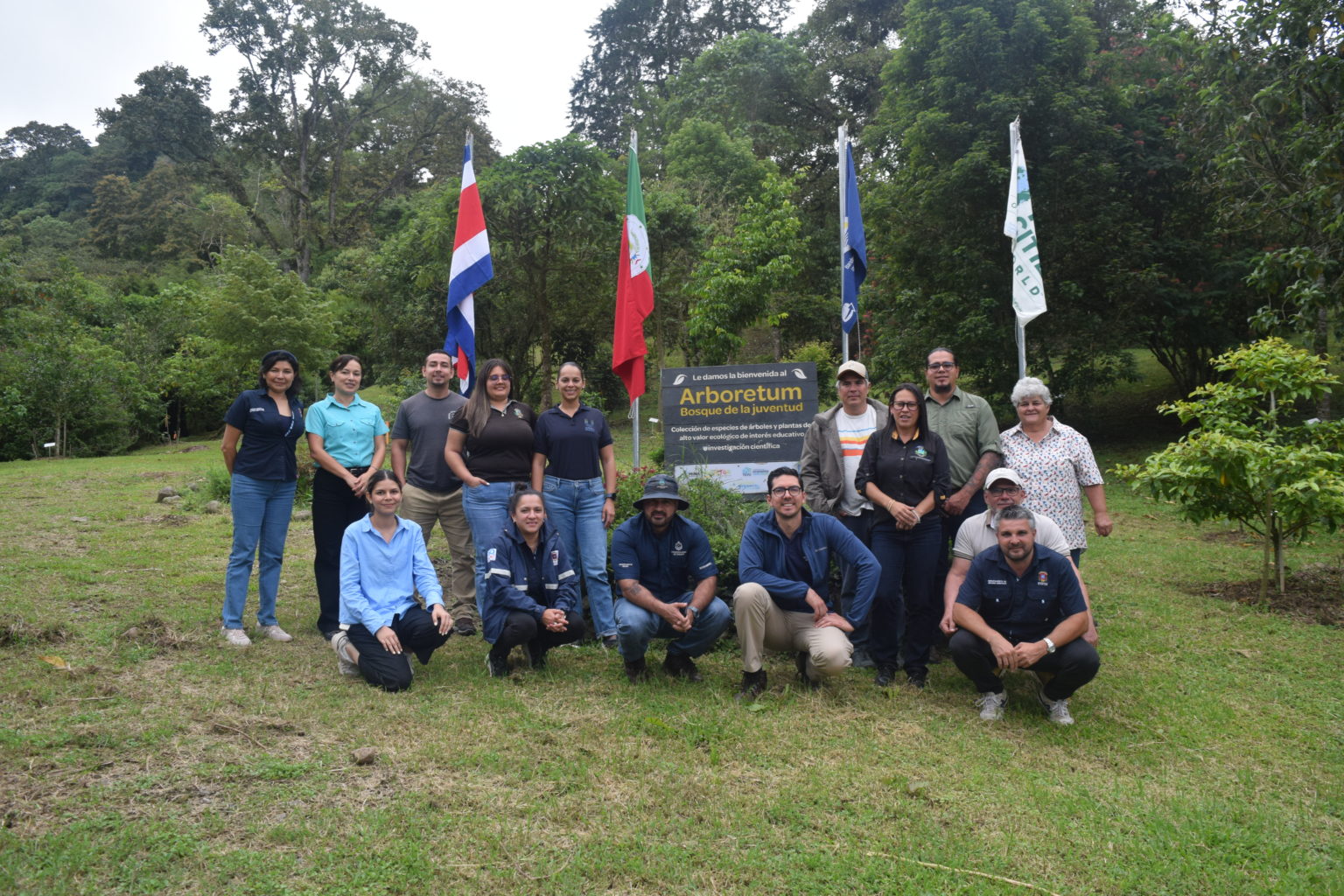 Imagen principal del artículo: Once gobiernos locales intercambian experiencias sobre sistemas alimentarios y gestión ambiental