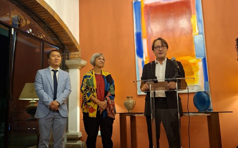 Amplían hasta el 21 de octubre convocatoria para asistentes costarricenses de español en Francia