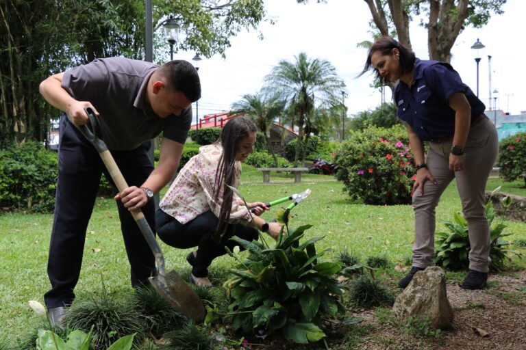 Dinadeco destaca inversión de ₡12.774 millones en comunidades y reconoce labor voluntaria en todo el país