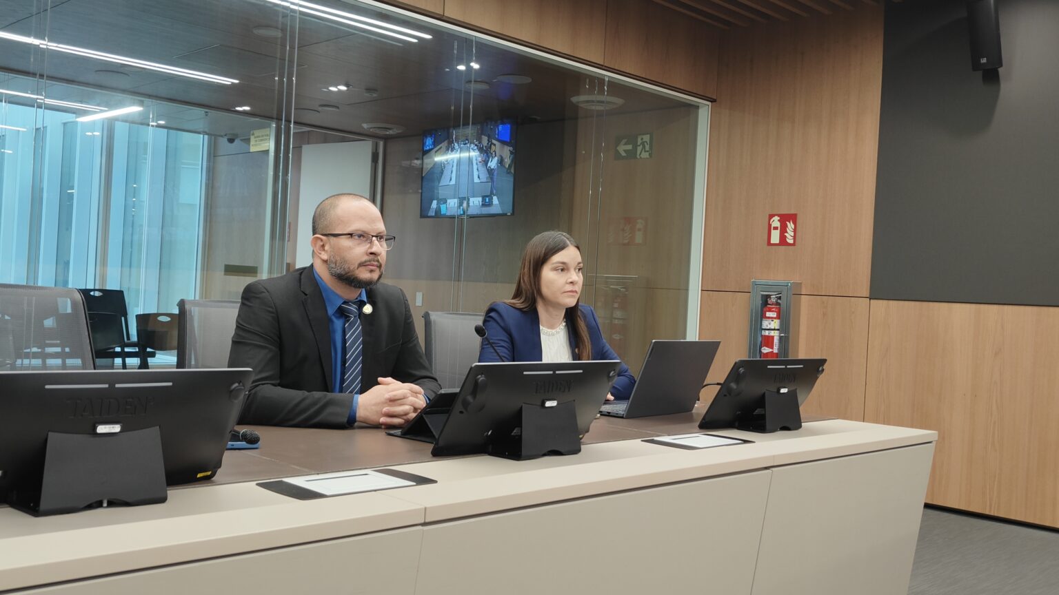 Imagen principal del artículo: Colegio de Microbiólogos propone cambios a la Ley Nacional de Sangre y pide modernizar pruebas de detección de infecciones