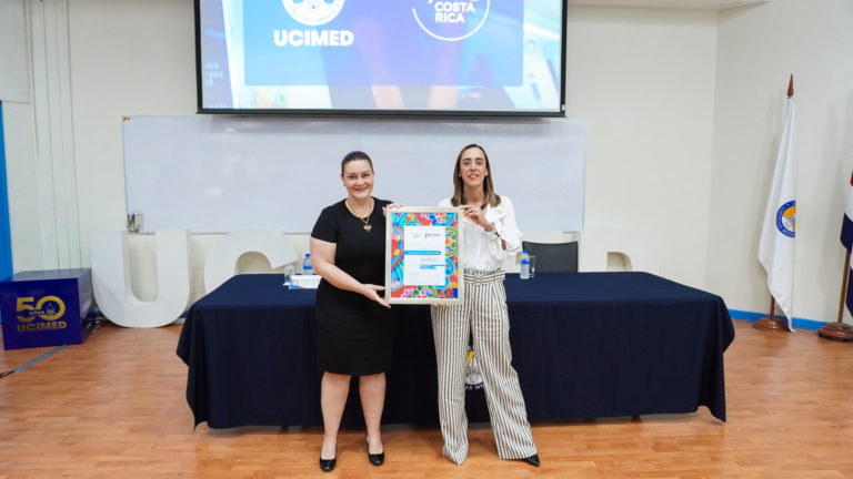 UCIMED obtiene el licenciamiento de esencial COSTA RICA y fortalece proyección del país como destino para estudiar ciencias de la salud