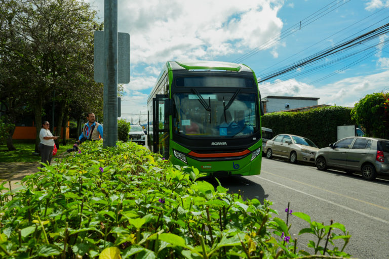 Curridabat prueba autobús eléctrico como parte de proyecto para conectar sus cuatro distritos