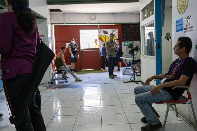 IAFA fortalece la atención integral a 300 personas en situación de calle en el centro de San José
