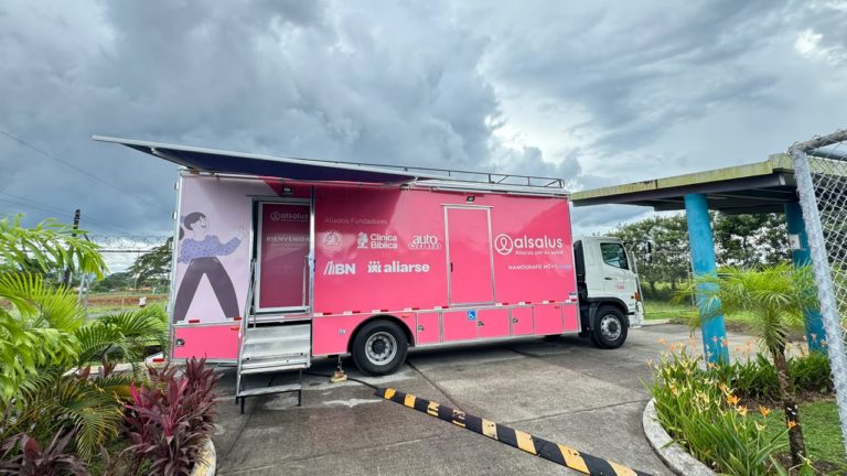 Jornada de mamografías gratuitas busca beneficiar a 1080 mujeres en Upala