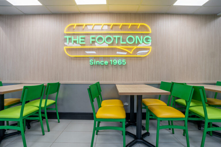 AR Holdings asume la operación de Subway en Costa Rica y fortalece su compromiso por el sector de restaurantes