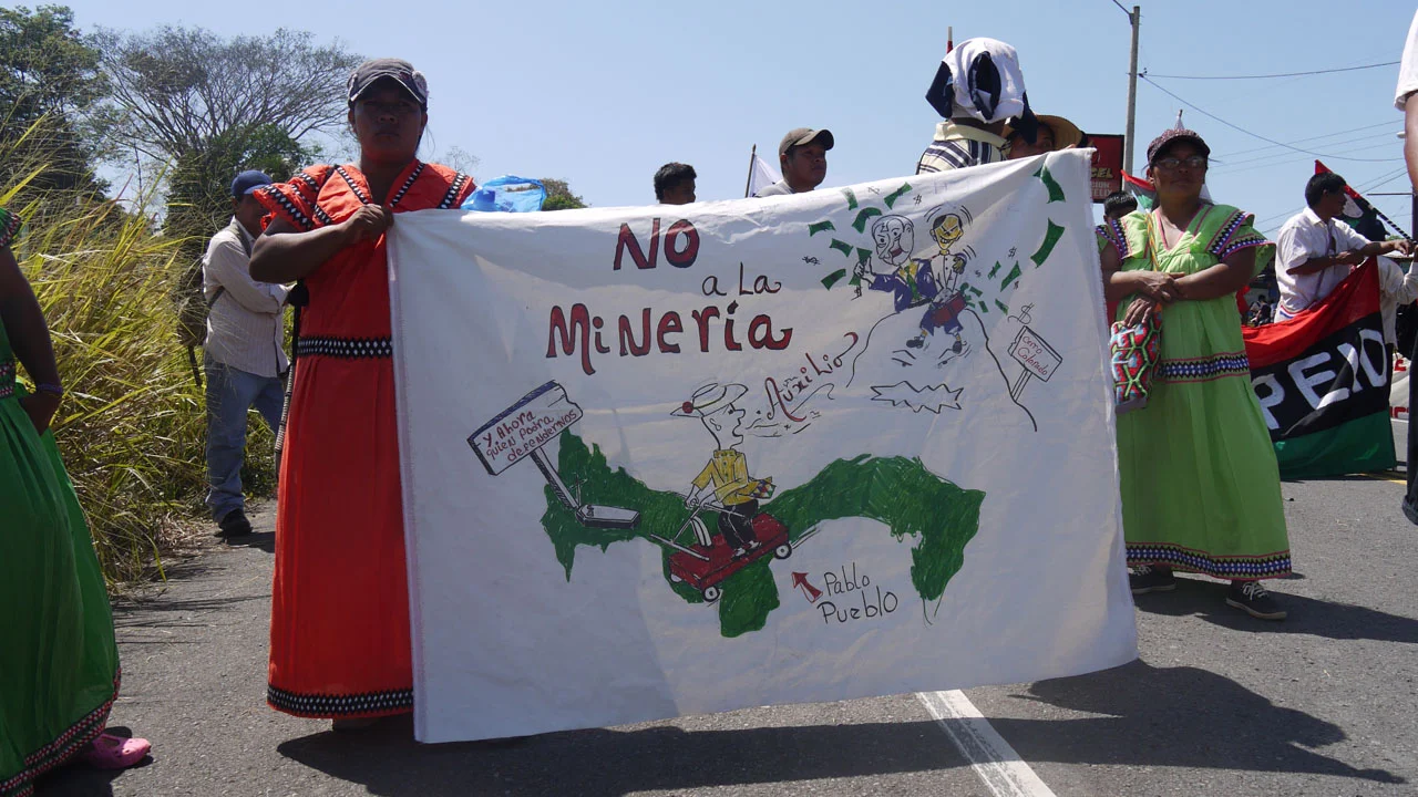 Imagen principal del artículo: Organizaciones de 15 países respaldan lucha del pueblo indígena Ngäbe-Buglé contra la minería en Panamá
