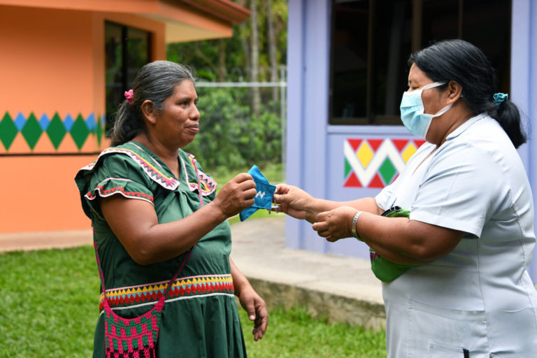 Chavismo archiva proyecto que planteaba reconocer prácticas indígenas en servicios de salud