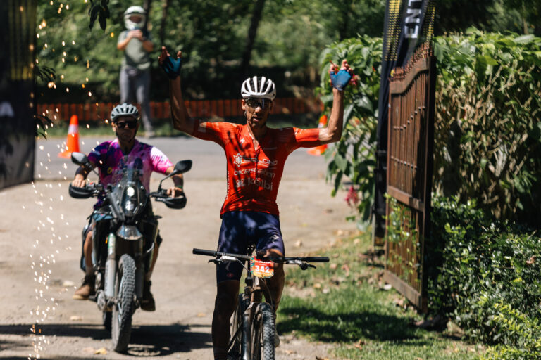 Paolo Montoya conquista la primera etapa de La Ruta 2026 tras recorrer 103 kilómetros